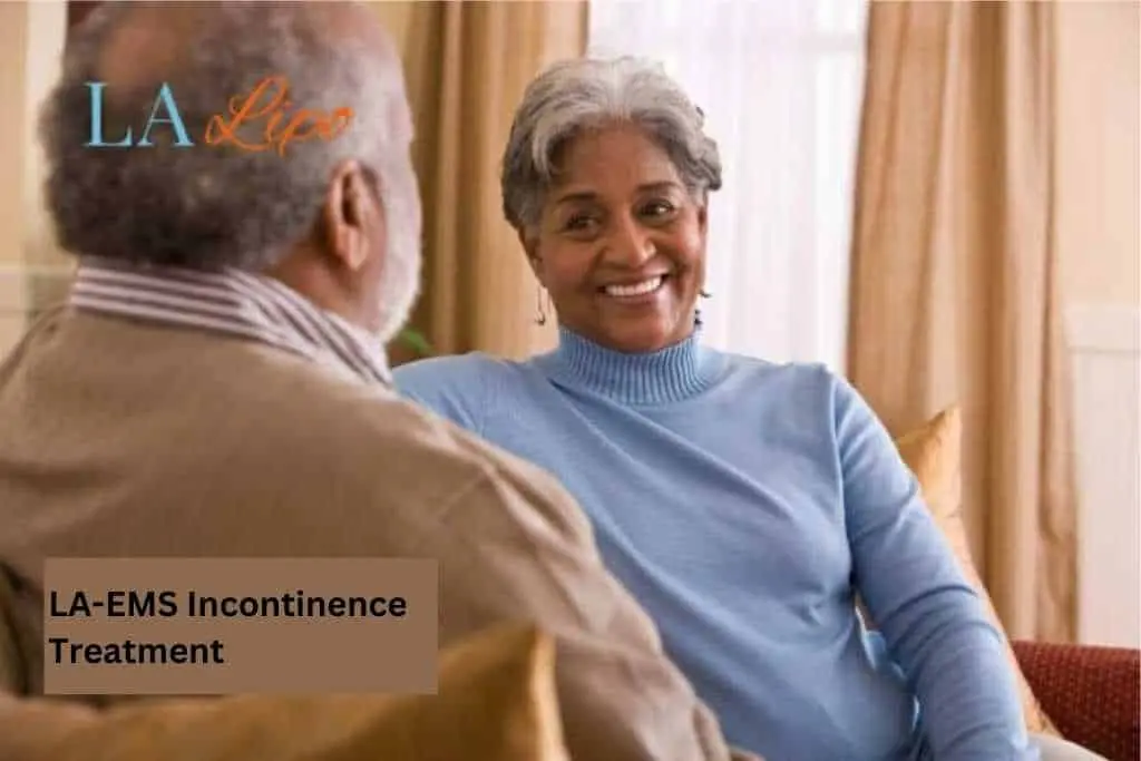 Couple sat smiling at each other - LA-EMS treatment Greater London (Kingston upon Thames)